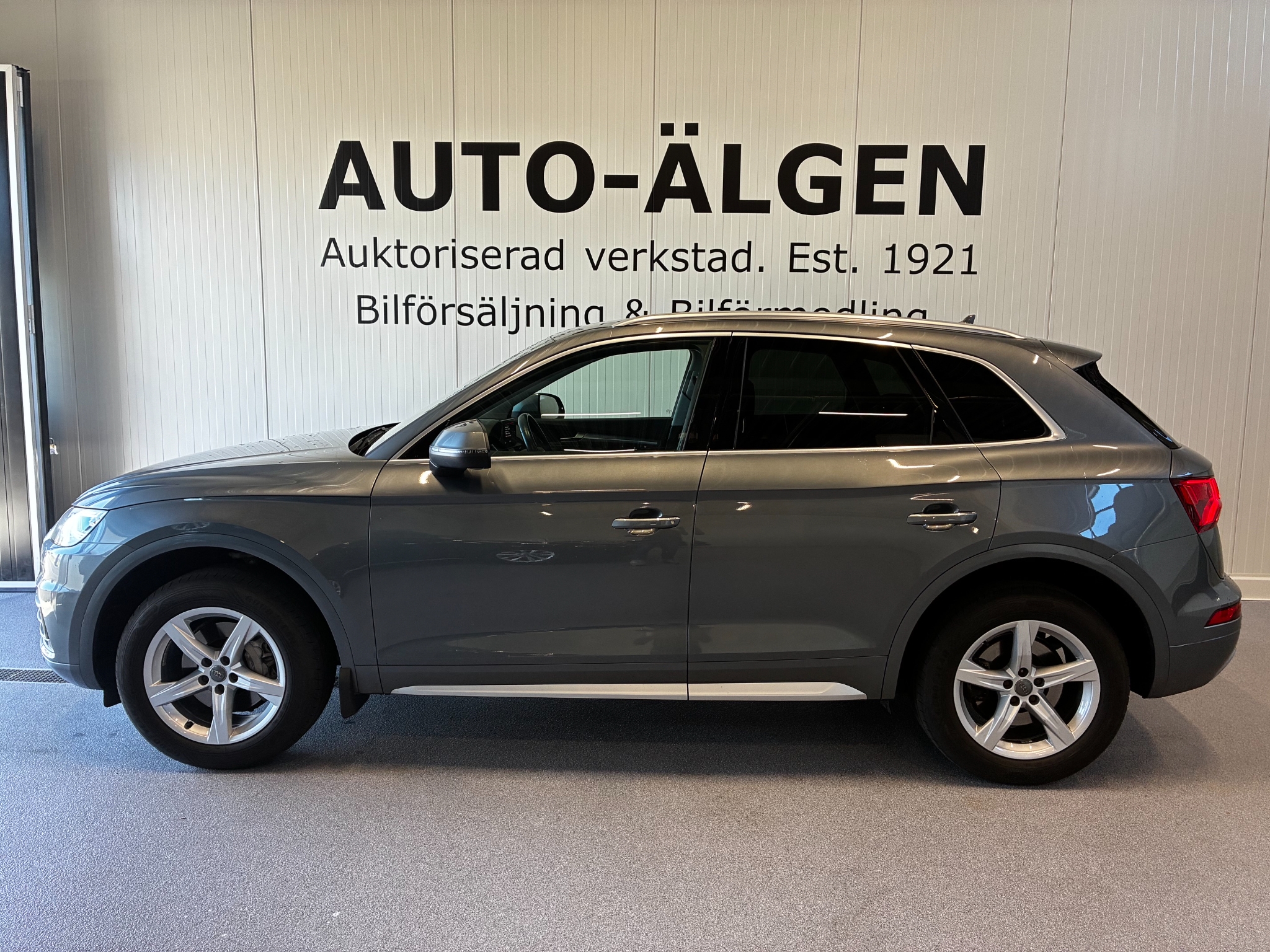Audi Q5 2019, kuva 3/10