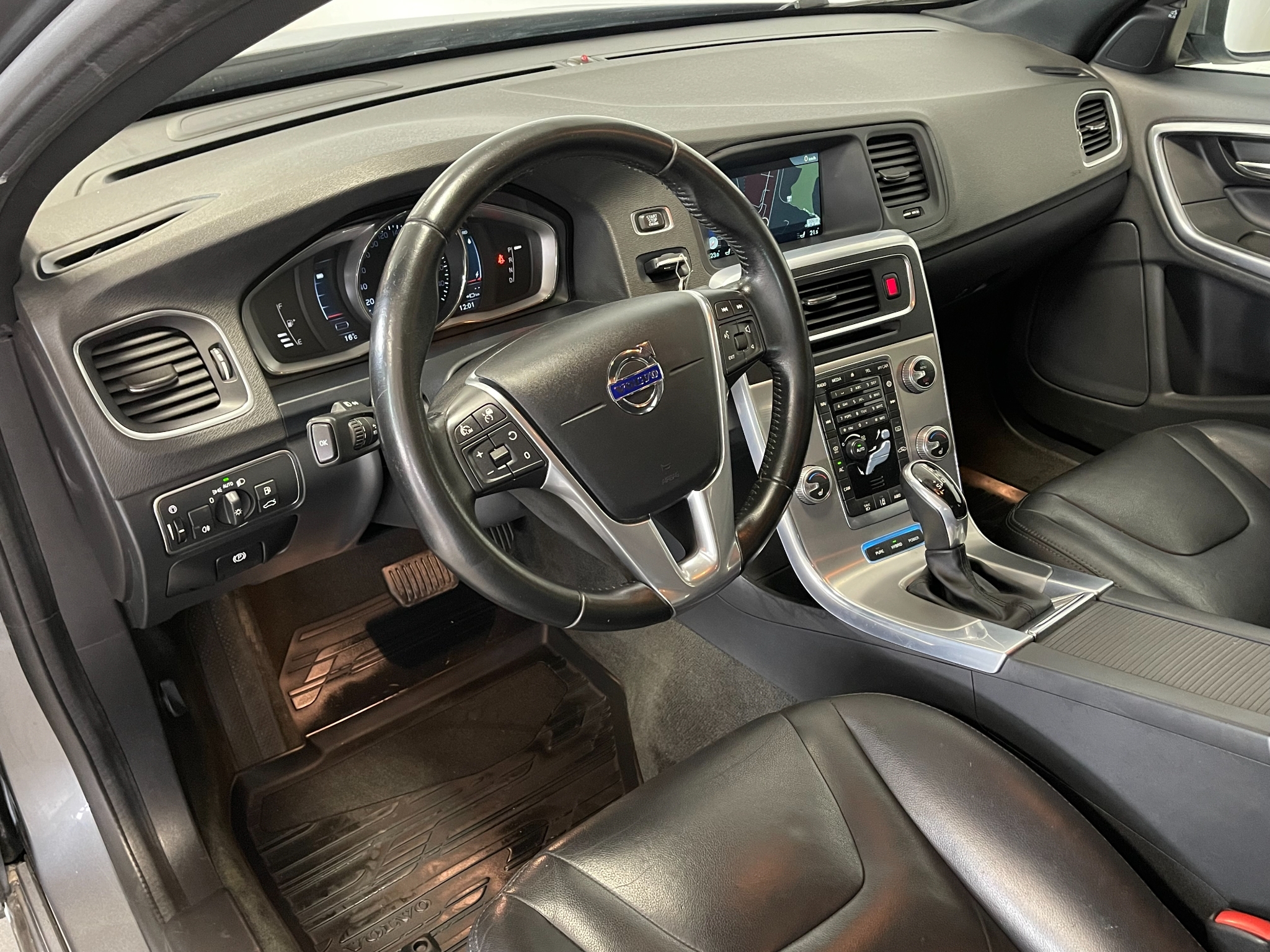 Volvo V60 2016, bild 6/41