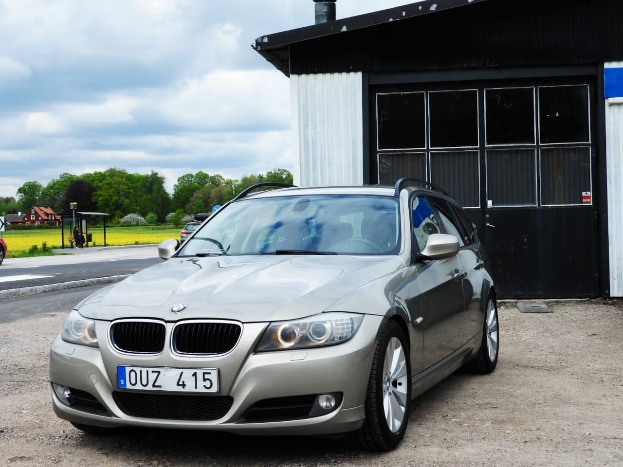 BMW 320
