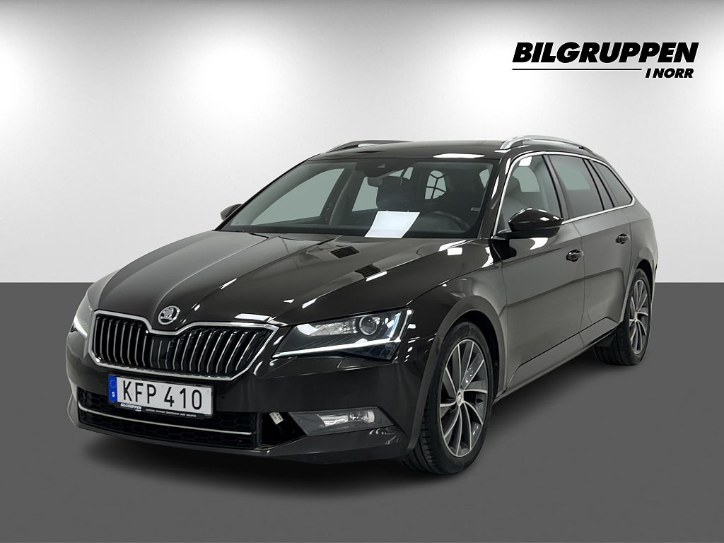 Skoda Superb Kombi 2.0 TDI 4x4 SCR L&K Värmare Drag V-hjul 3,95%