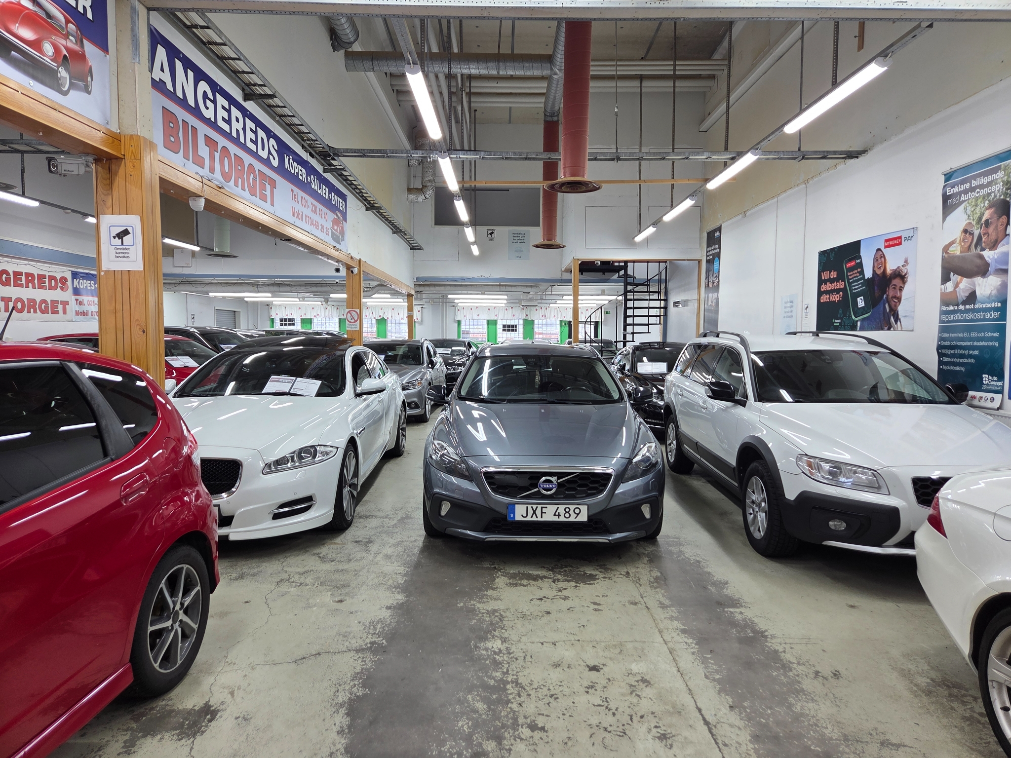 Volvo V40 Cross Country 2016, photo 5/45