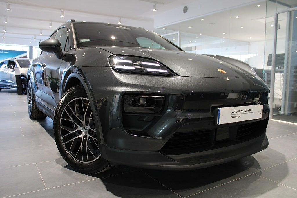 Porsche Macan 4