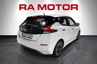 Halvkombi Nissan Leaf 4 av 23