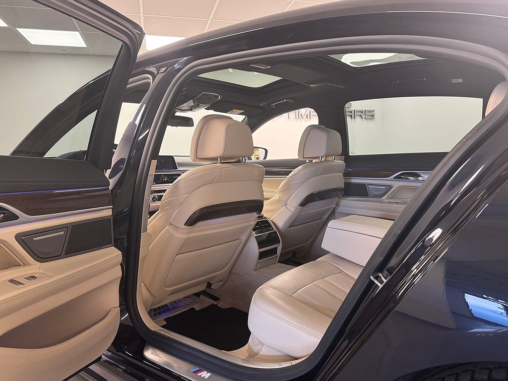 BMW 745 2020 - miniatyr 17