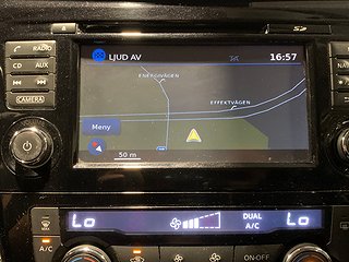 SUV Nissan X-Trail 8 av 22