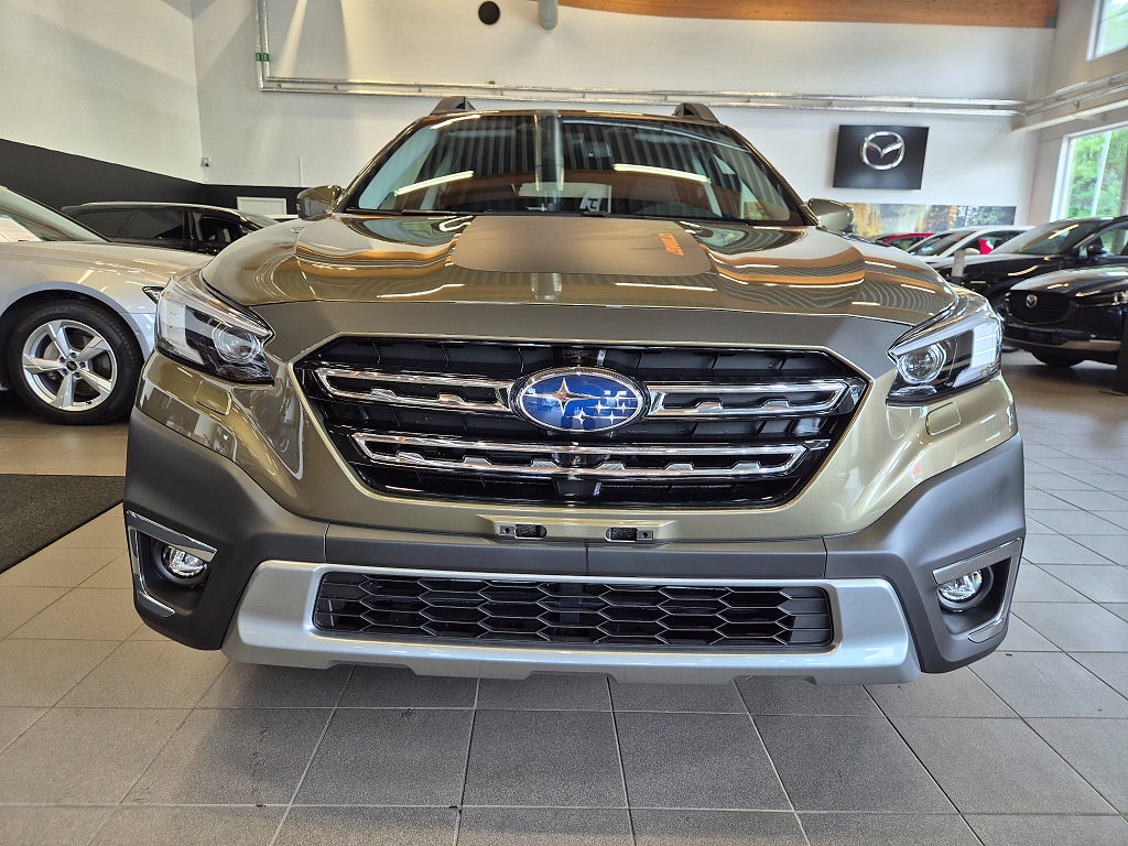 Subaru Outback 2.5 4WD XFuel / 4Wild Adventure / CVT Automat