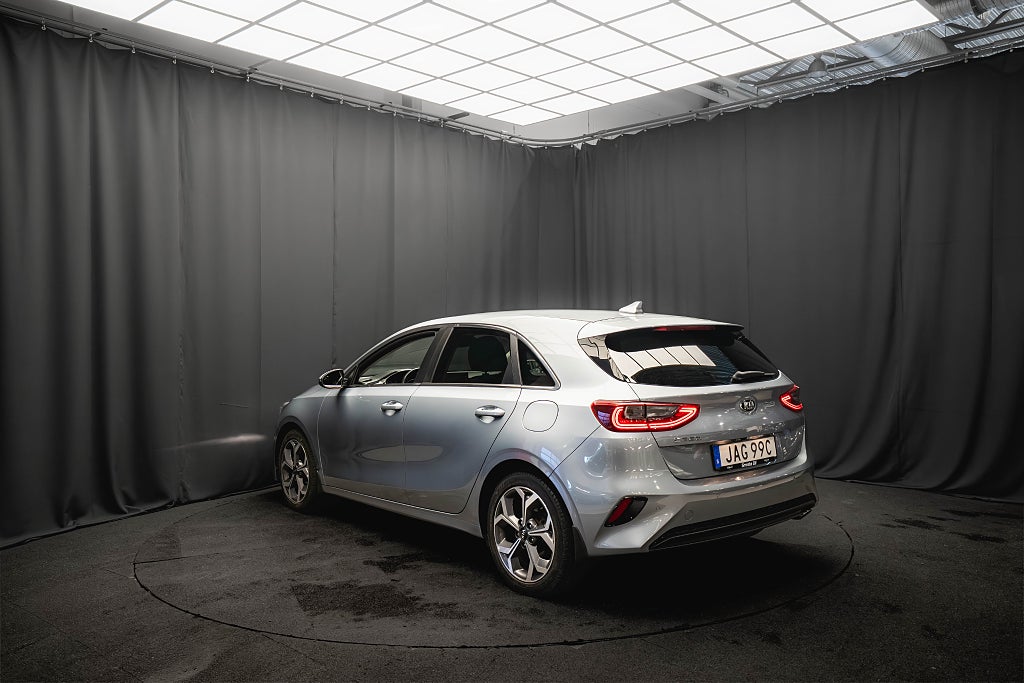 Kia Ceed 1.5 T-GDI Advance Plus KAMERA ADAPTIV-FART 1-ÄGARE