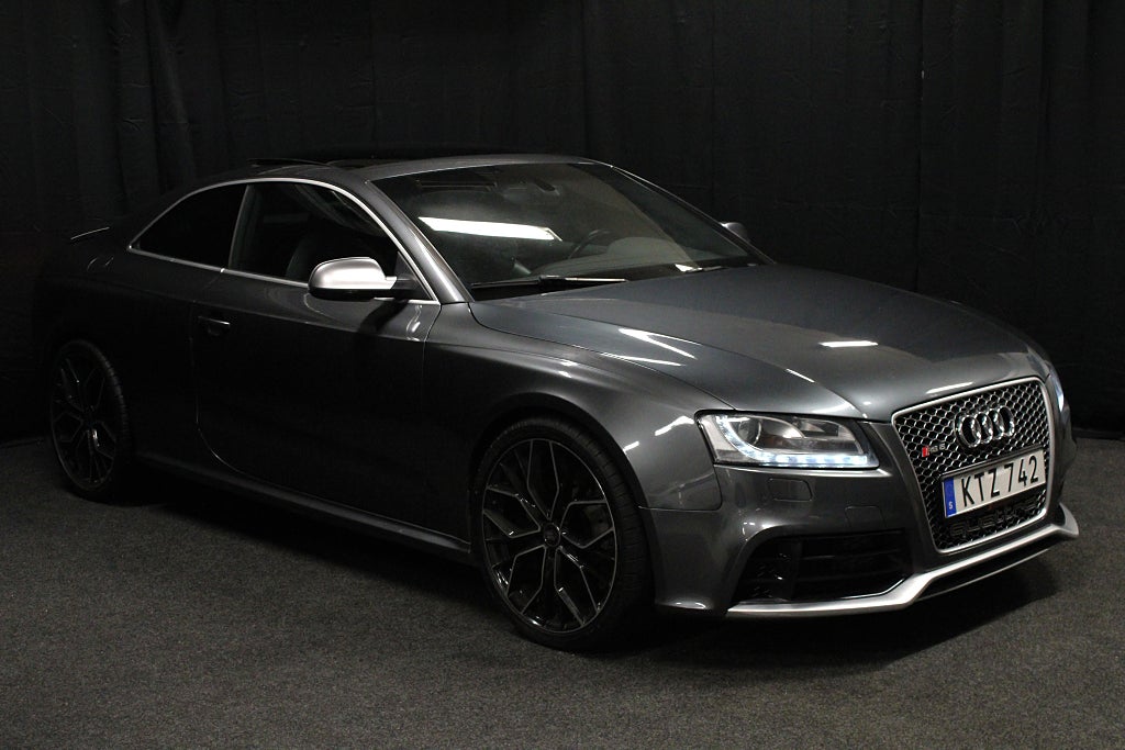 Audi RS5 4.2 V8 Q Svensksåld|B&O|Panorama|Capristo|Kamera|450hk