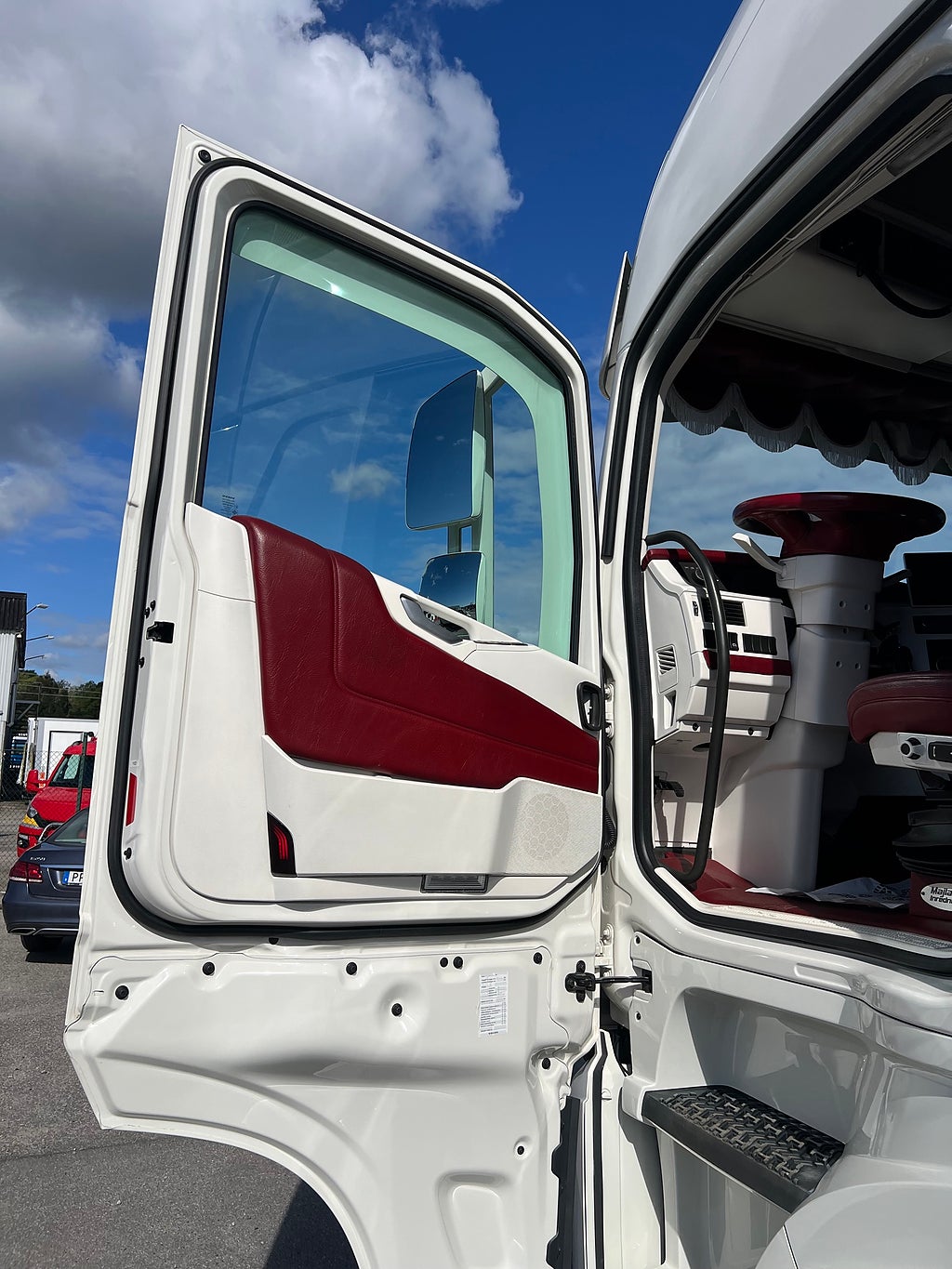 Volvo FH13 500 6x2 Dragbil med Hydraulik, Klädd hytt mm