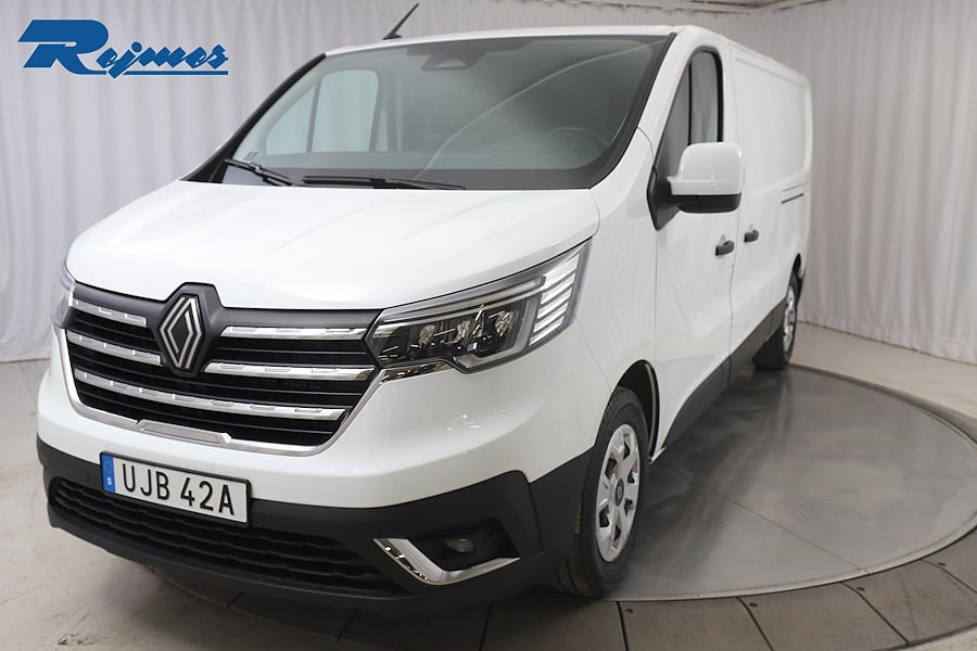 Renault trafic III Skåp PhII Nord L2H1 150 A II