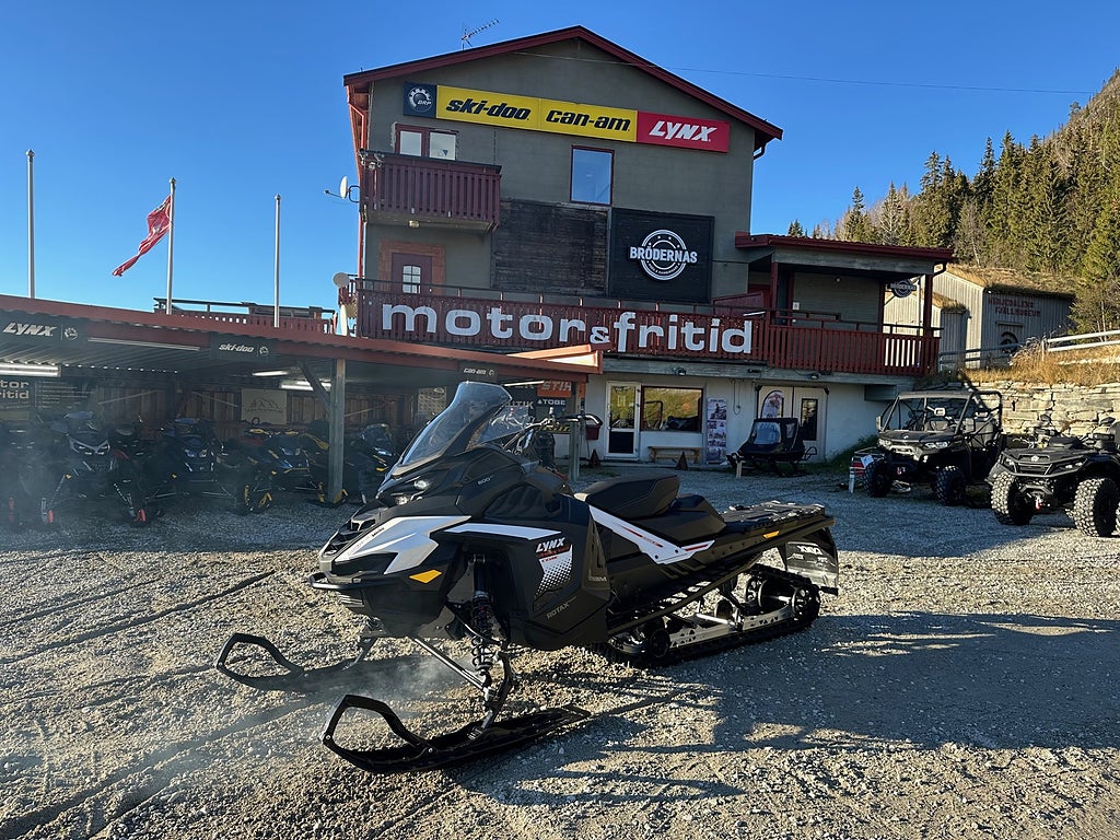 Lynx 49 Ranger Core 600 EFI -27 
