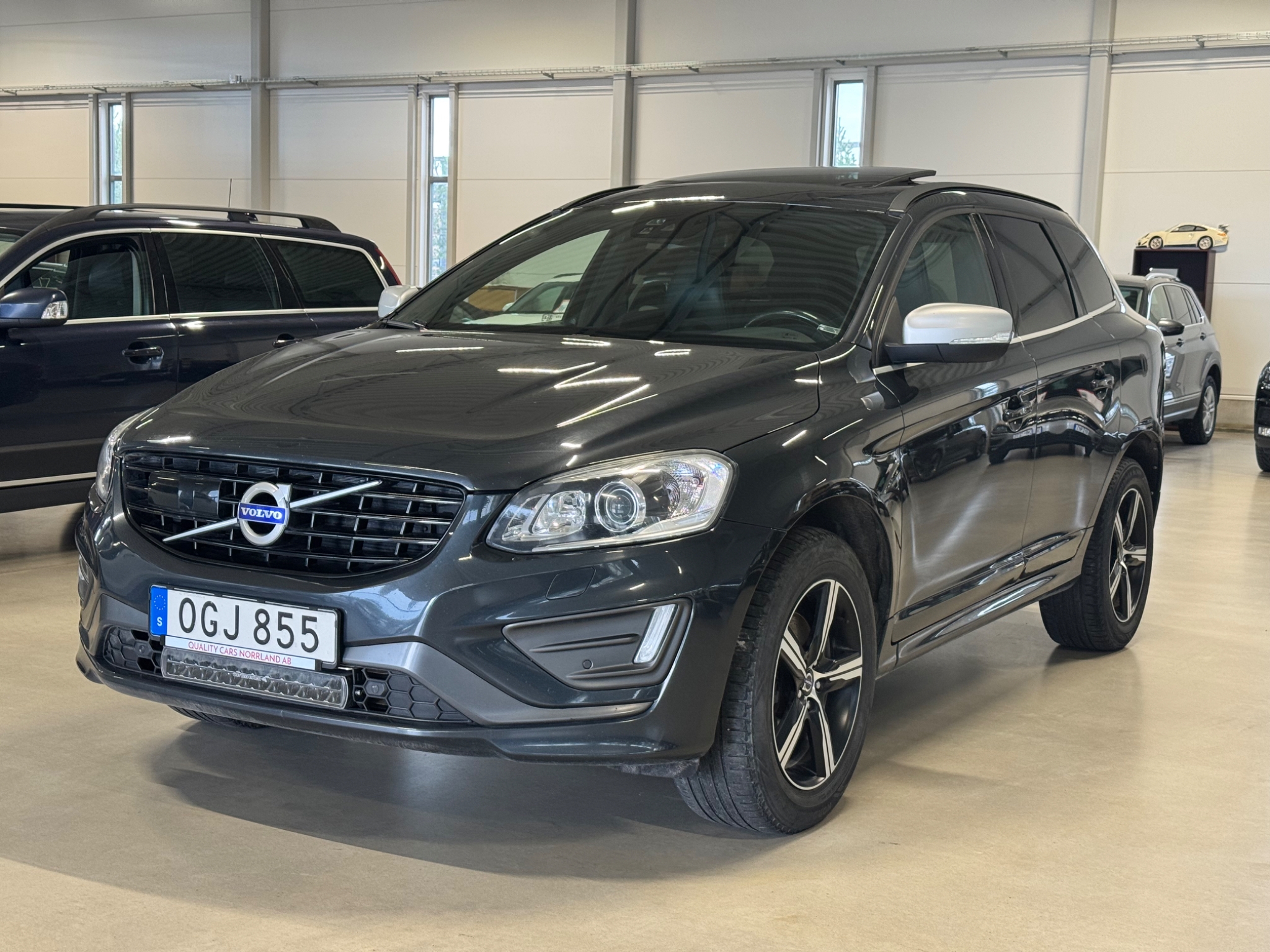 Volvo XC60 2017, kuva 3/52