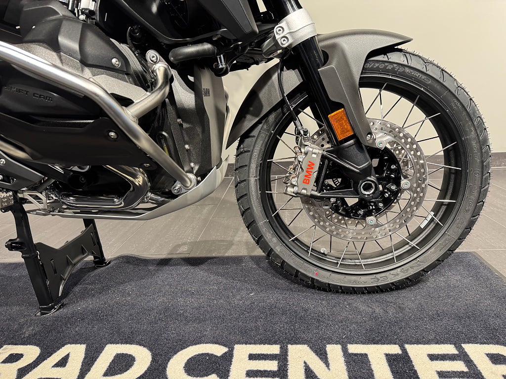BMW R1300GS/Nu:290.295kr/Ränta 3,45%/Touring pack & Väskor ingår