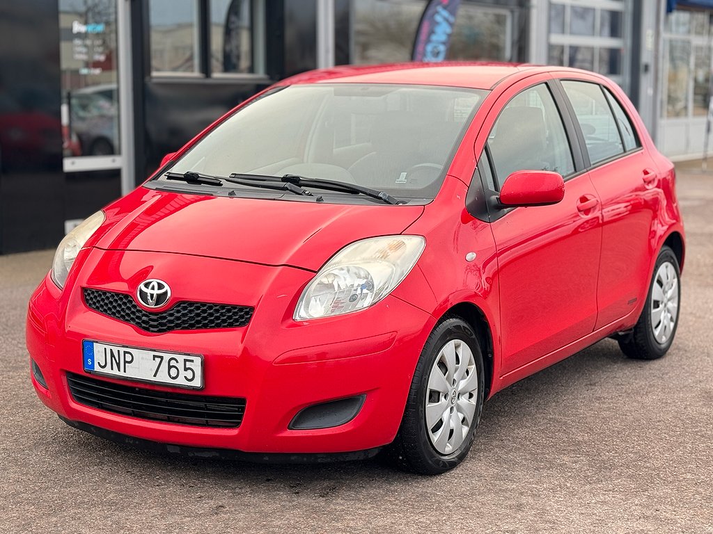 Toyota Yaris 1.33 101hk Dual VVT-i | AC | Årsskatt 558 kr