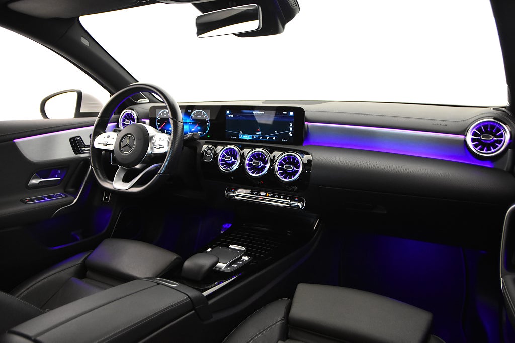 Mercedes-Benz A 2022 - miniatyr 17