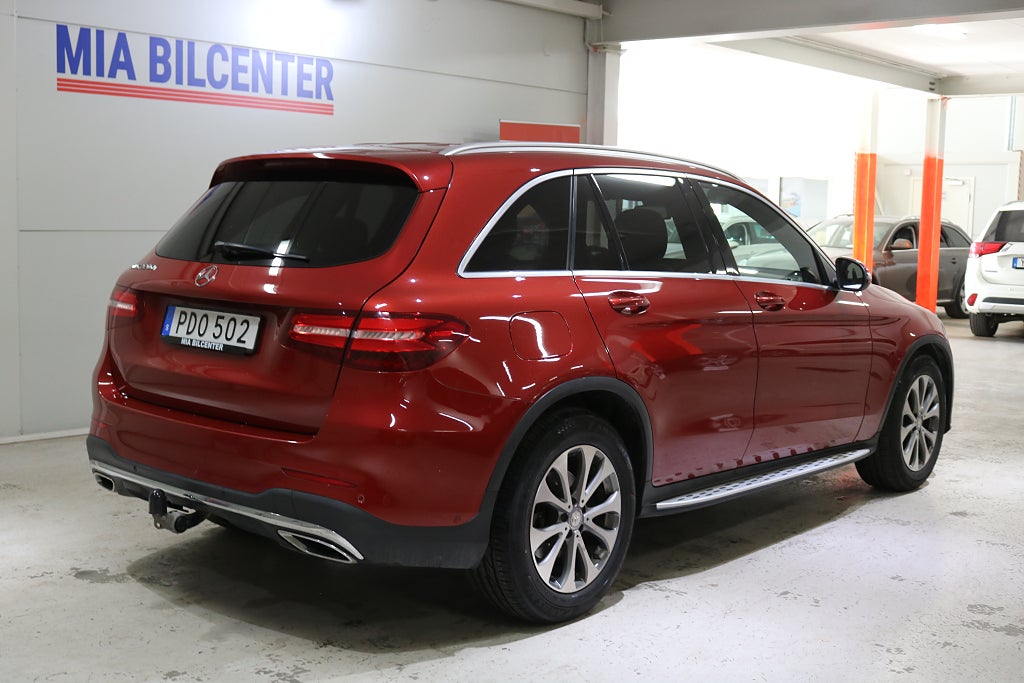 Mercedes-Benz GLC220 d 2017 - miniatyr 3