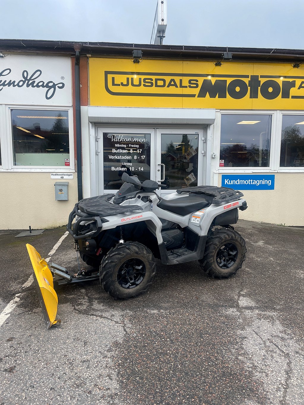 Can-Am Outlander 500 Traktor A