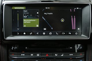 SUV Jaguar F-Pace 24 av 31