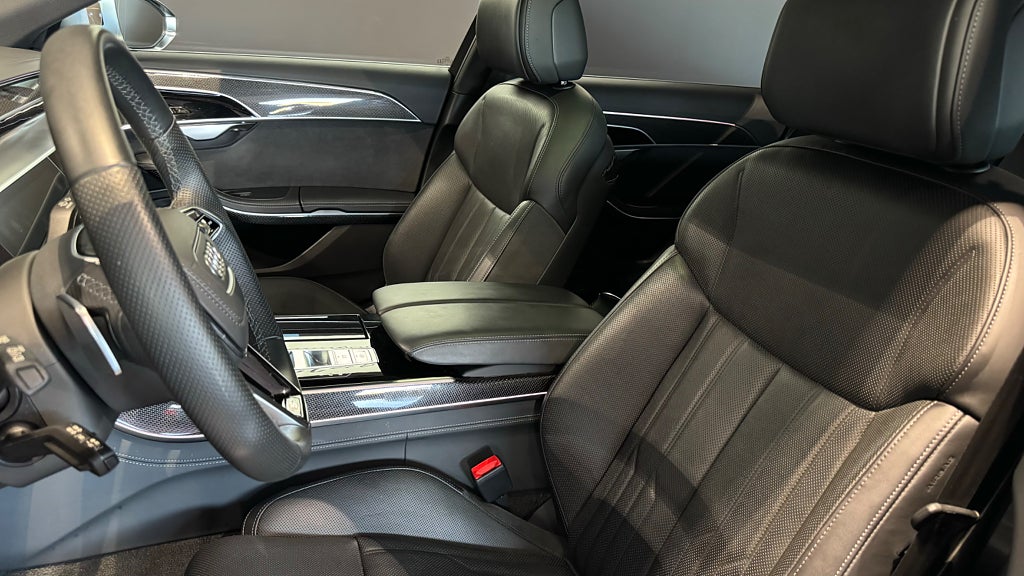 Audi S8 TFSI quattro TipTronic Bang Olufsen Värmare Pano - bild 10