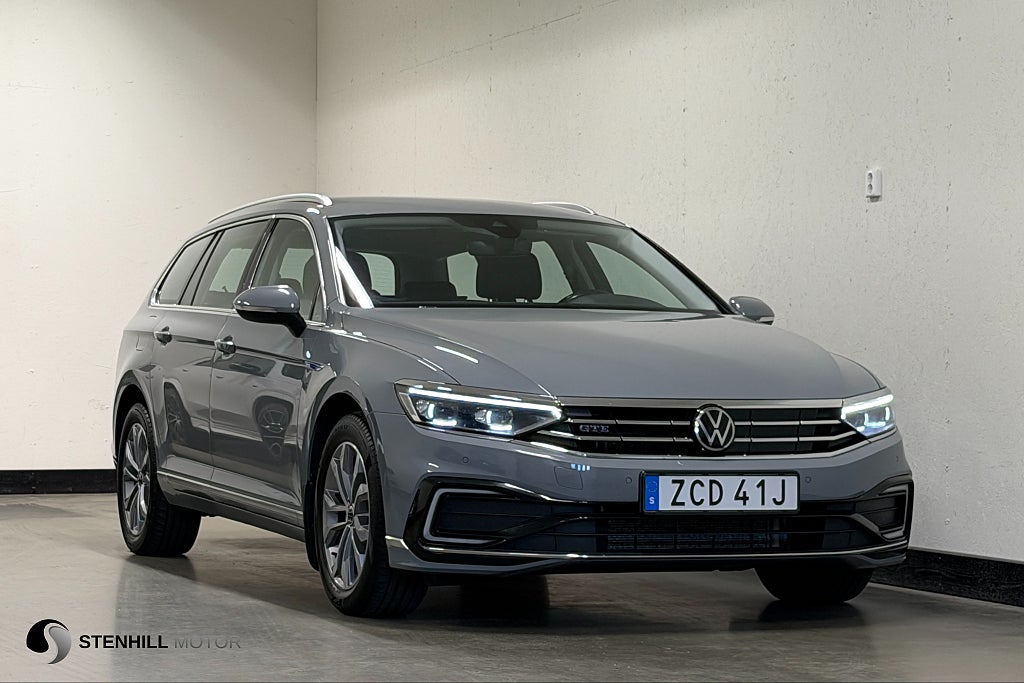 Volkswagen Passat GTE Executive Cockpit IQ.Light B-Värm Drag