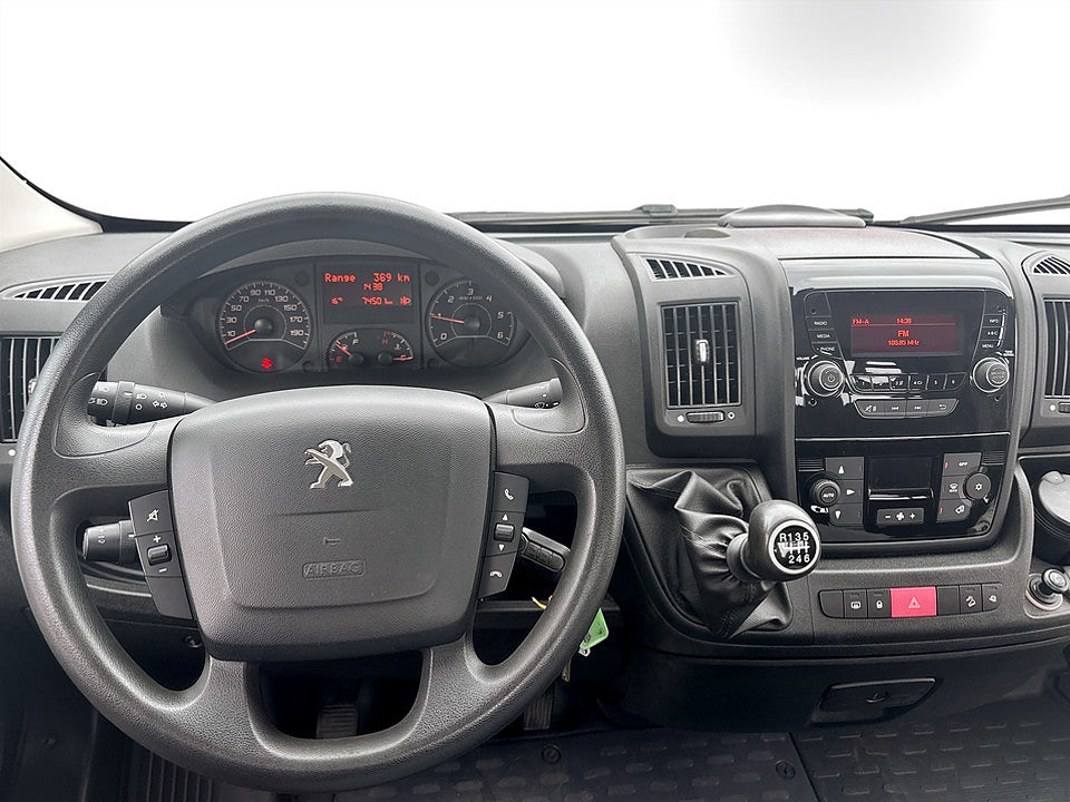 Bild på Peugeot Boxer Chassi Cab 335 3.0 HDi 177hk FARTHÅLLARE