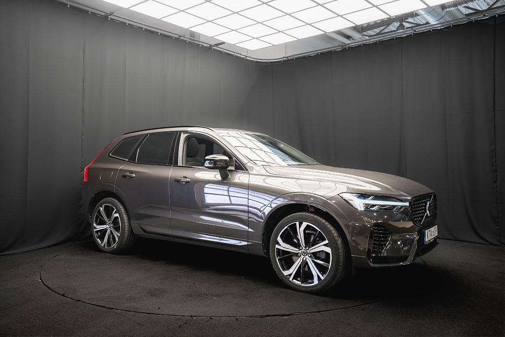 Volvo XC60 Recharge T6 AWD DARK 21" DRAG 360 HK PANO ORREFORS MOMS