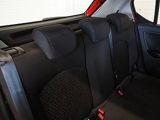 Halvkombi Opel Corsa 13 av 21