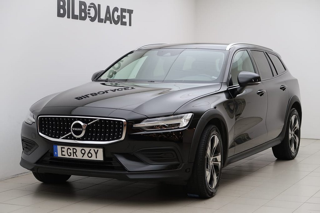 Volvo V60 Cross Country B4 AWD ADV NAVI EDT KAMERA/DRAG/VOC