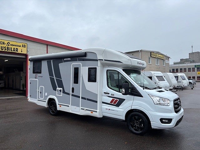 CHALLENGER 337 Graphite Edition - Ford Transit