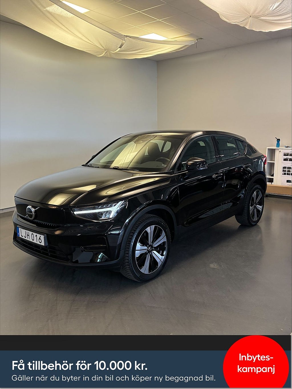 Volvo C40 Recharge Core/ Navigation/ Bakkamera / 10.000 k...