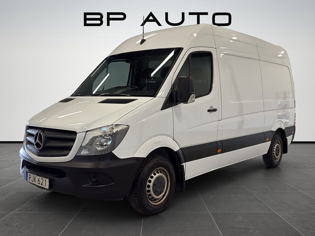 Mercedes-Benz Sprinter 211 CDI Skåpbil 7G-Tronic Plus Drag Backkamera 3-sits