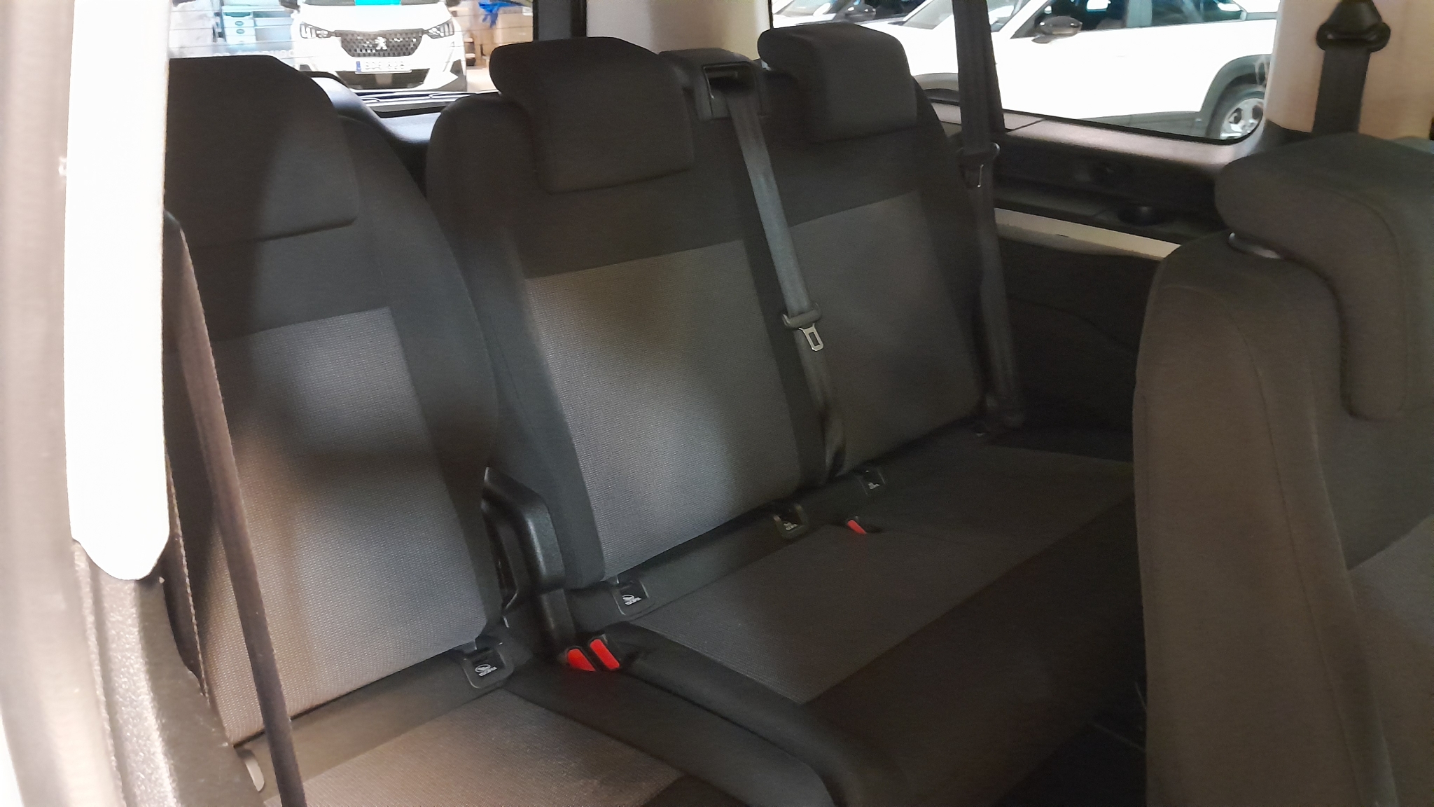 Peugeot Traveller 2020, bild 7/41