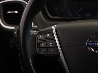Halvkombi Volvo V40 11 av 23