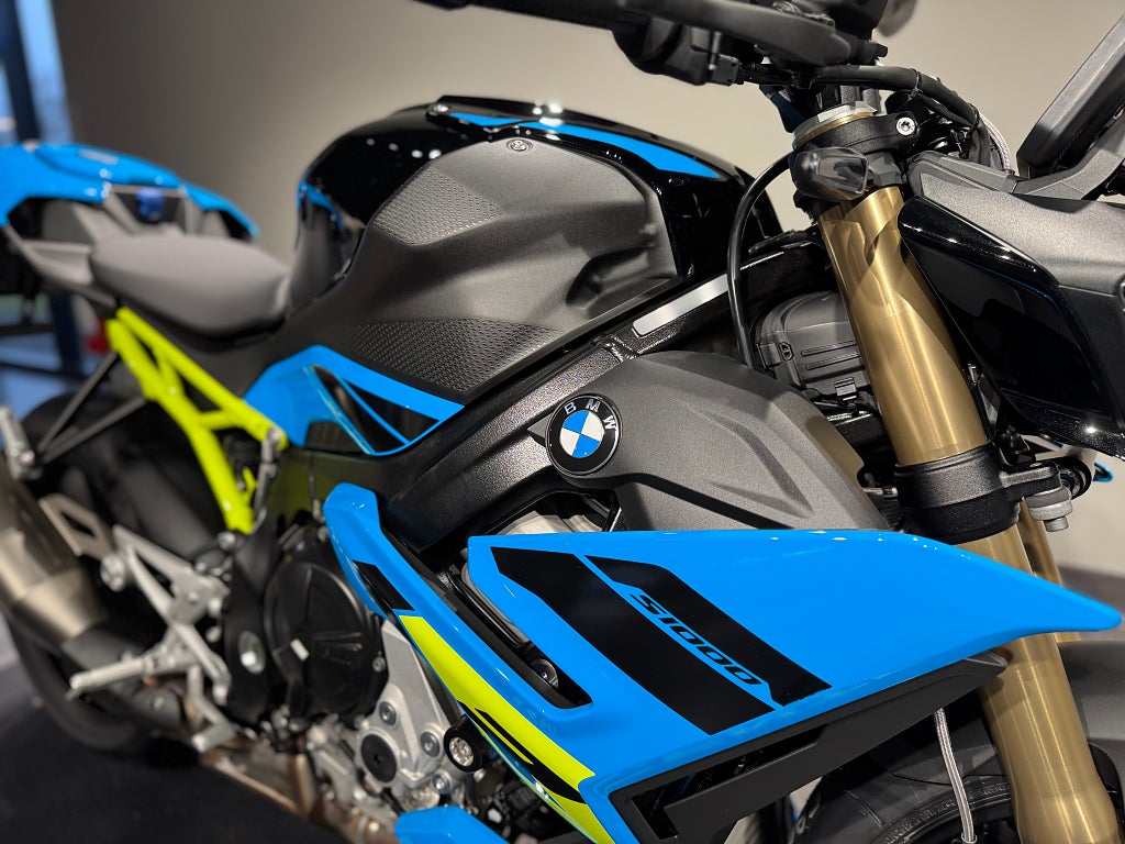 BMW S1000R