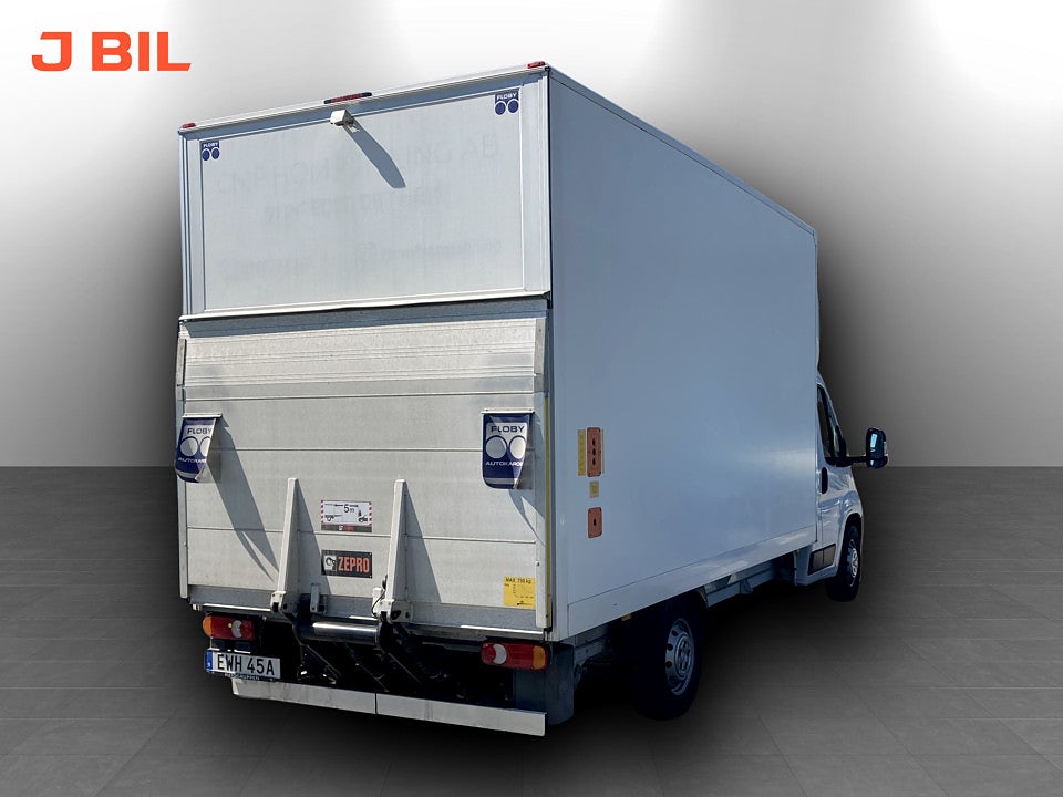 Bild på Peugeot Boxer Chassi Volymskåp 335 2.2 BHDi 165hk BACKKAMERA