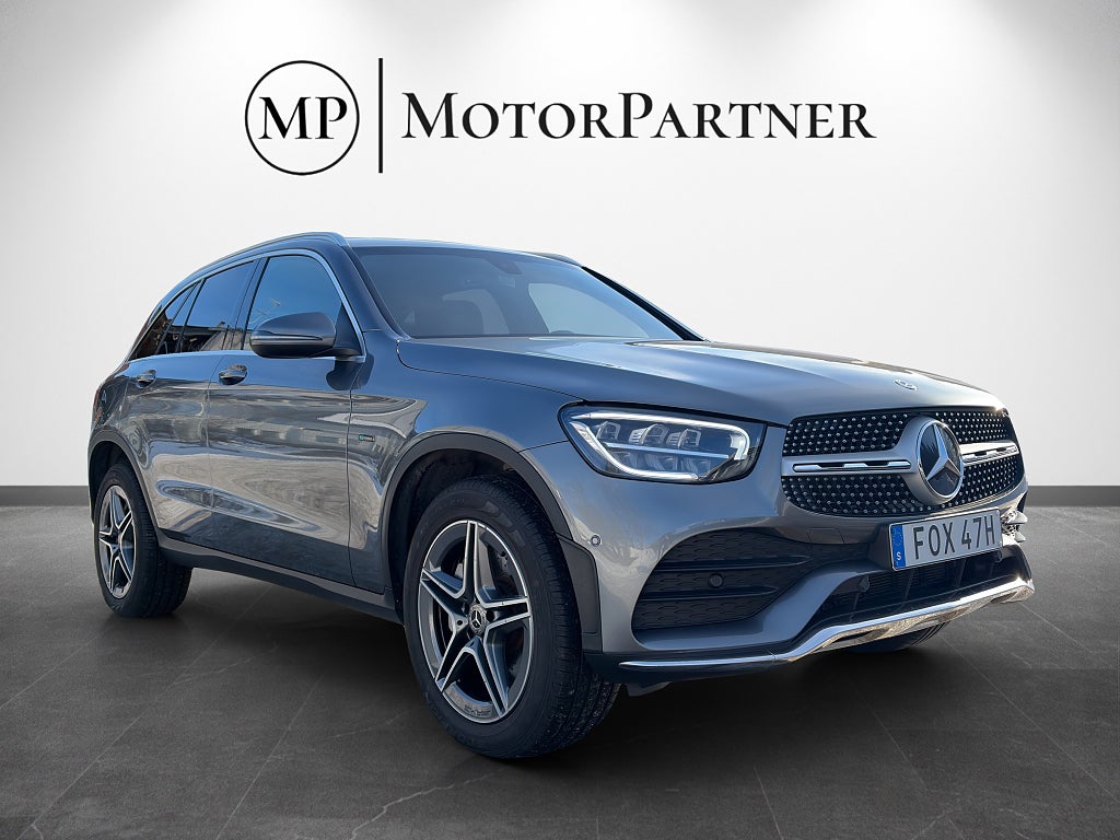 Mercedes-Benz GLC 300 e 4MATIC 9G AMG Kamera Navi 