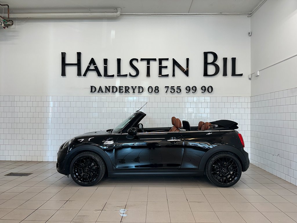 MINI Cooper S Cab Aut Experience Navi Skinn H/K Lågmil Svensksåld