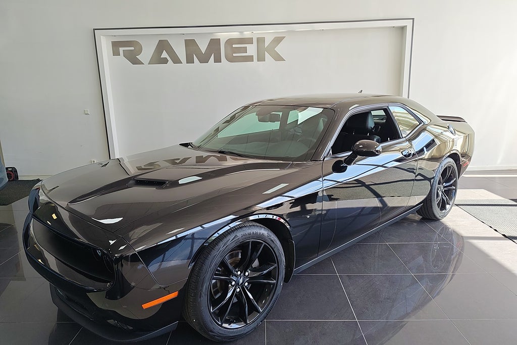 Dodge Challenger 2018 - miniatyr 8