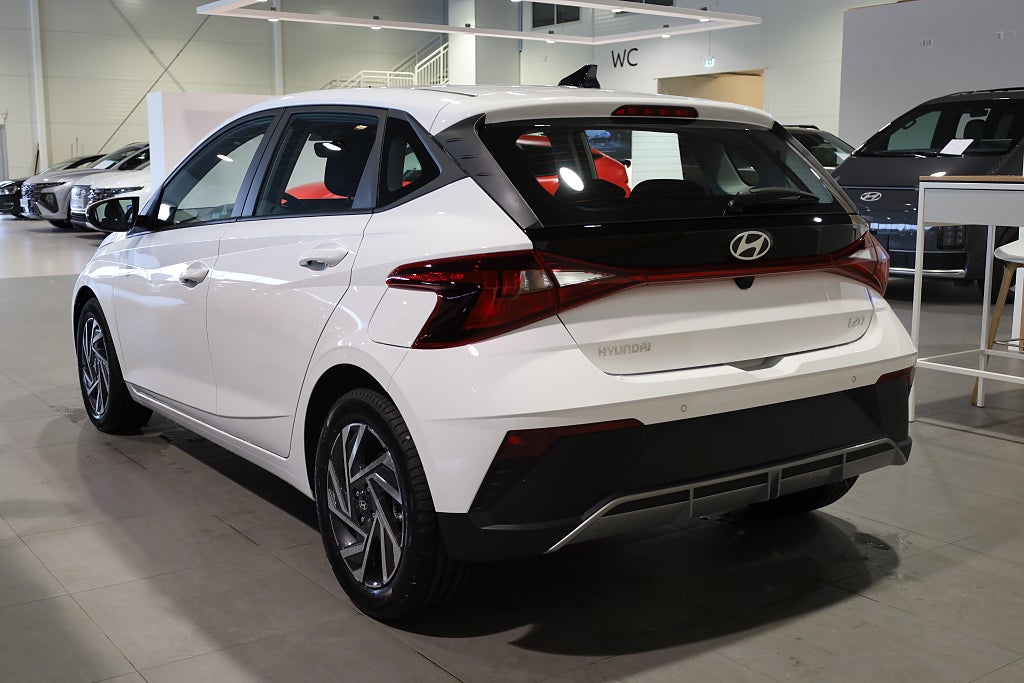 Hyundai i20 1.0 T-Gdi DCT Essential *Lagerbil för snabb leverans 2027