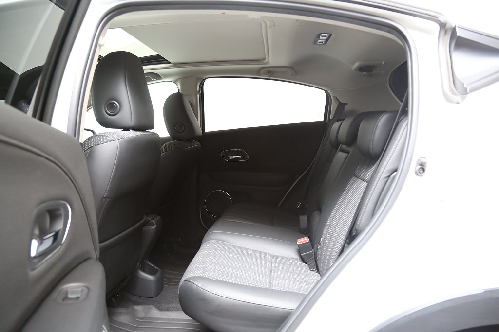 Honda HR-V 1,5 i-VTEC 131hk Executive Aut Keyless Panorama 1ägare 2018