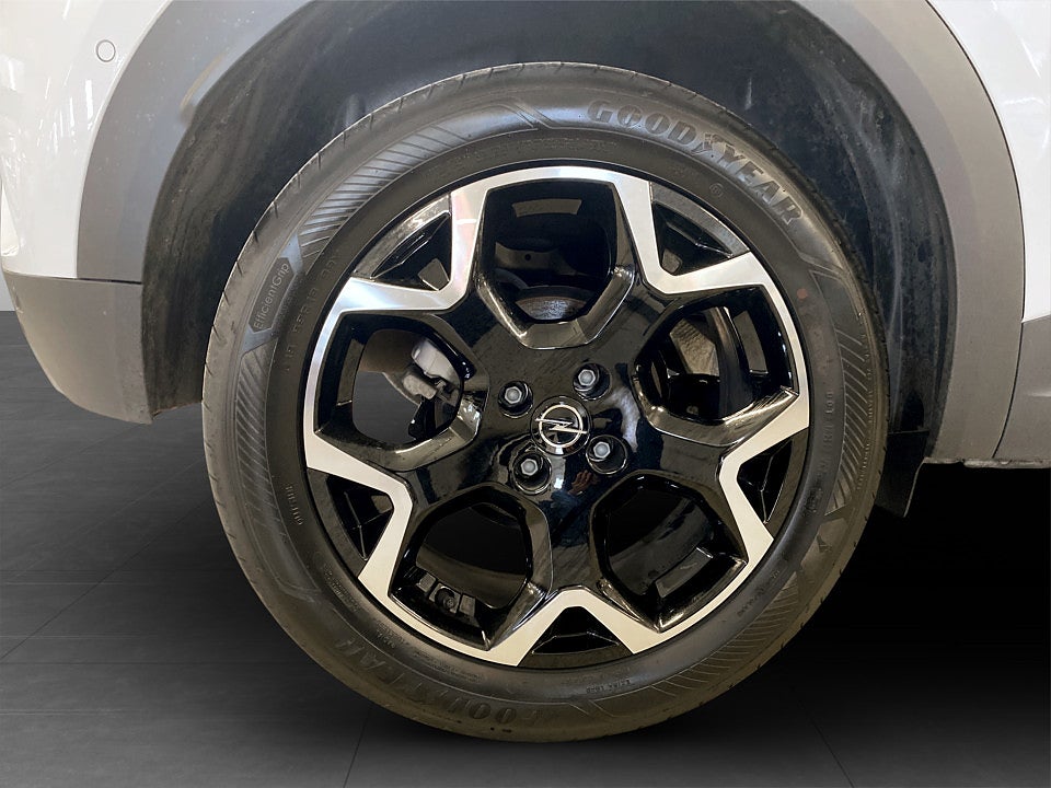 Bild på Opel Mokka Ultimate 1.2 Turbo 130hk Aut B-KAMERA CARPLAY