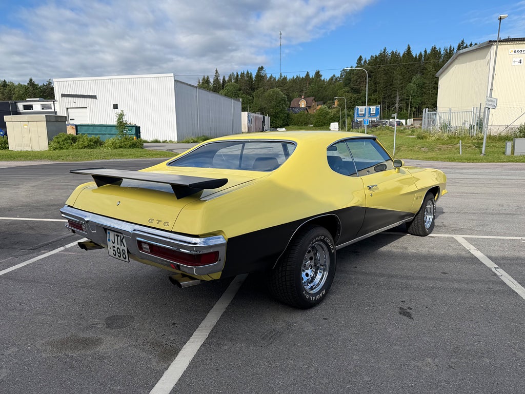 Pontiac GTO Hardtop 6.6 V8 Hydra-Matic