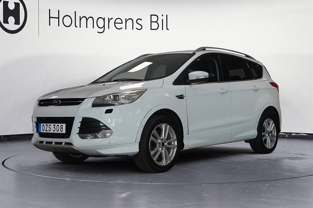 Ford Kuga AWD Kamrem Drag Pano Elstol | Ränta 3,95%