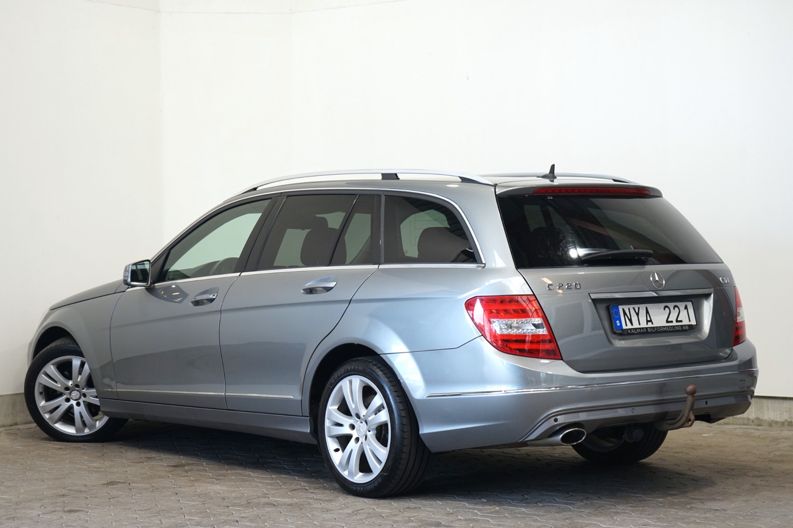 Mercedes-Benz C 220 T CDI 7G-T Plus Avantgarde 170hk 2013 - miniatyr 3