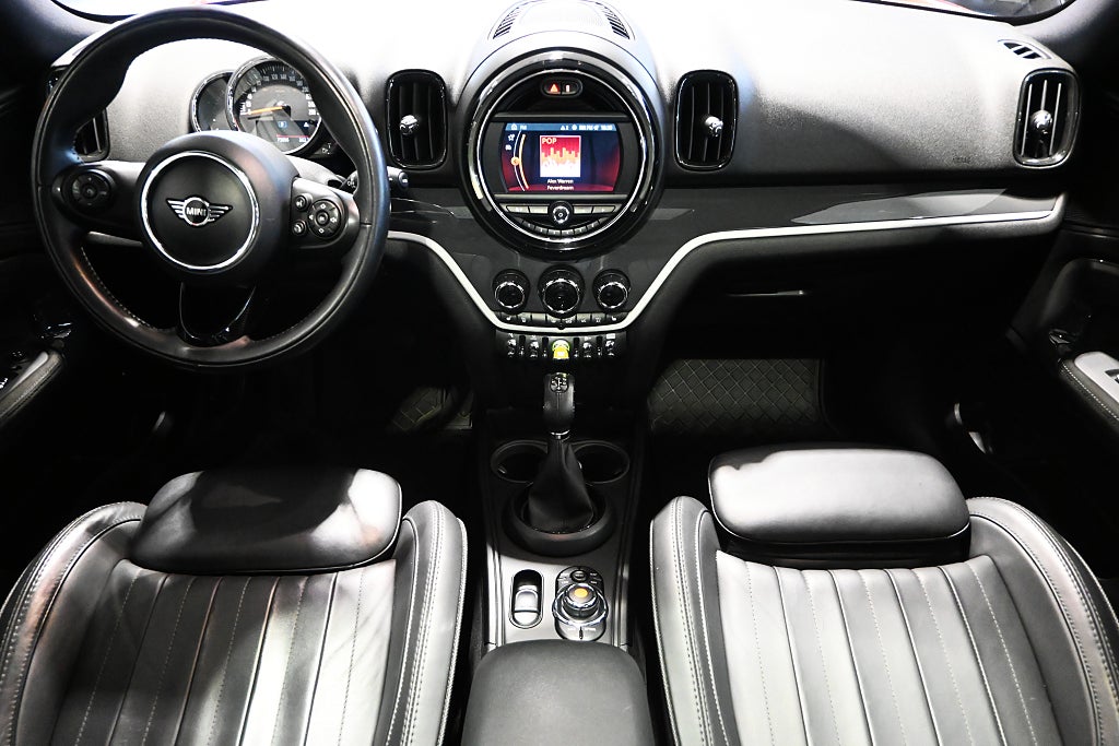 MINI Countryman 2019 - miniatyr 8