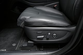 SUV Hyundai Santa Fe 19 av 26