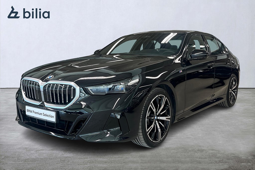 BMW 520d xDrive M-Sport Business | Drag | Head-Up | 360 | Värmar