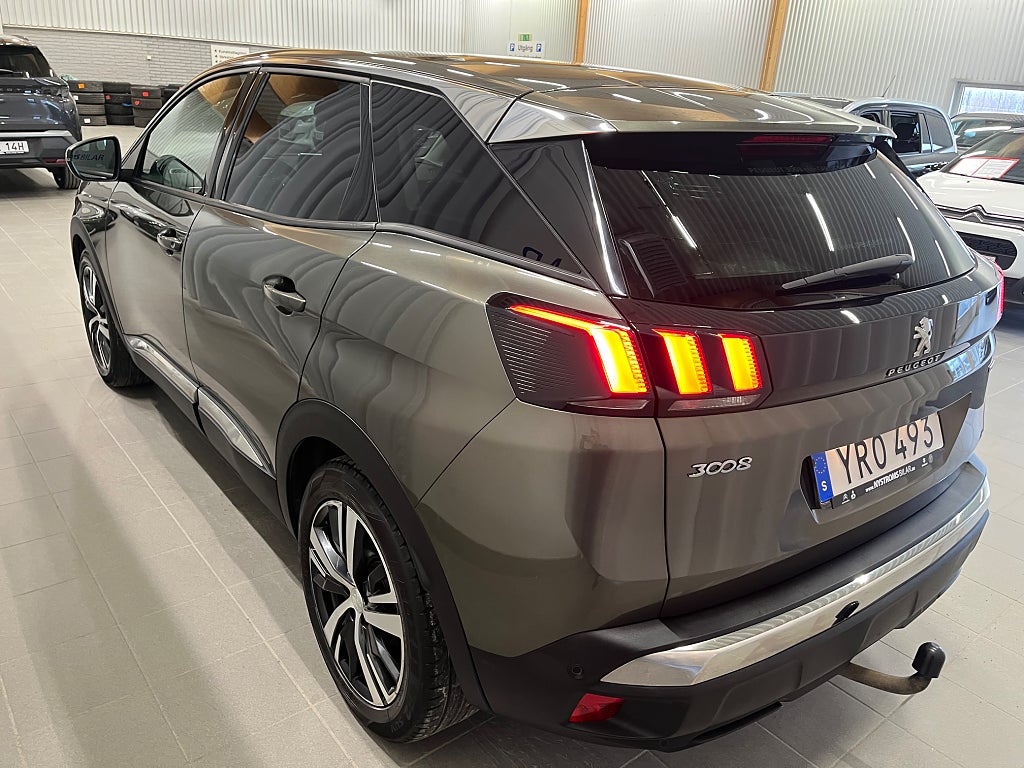 Peugeot 3008 1.2 PureTech 130 EAT Allure  thumbnail