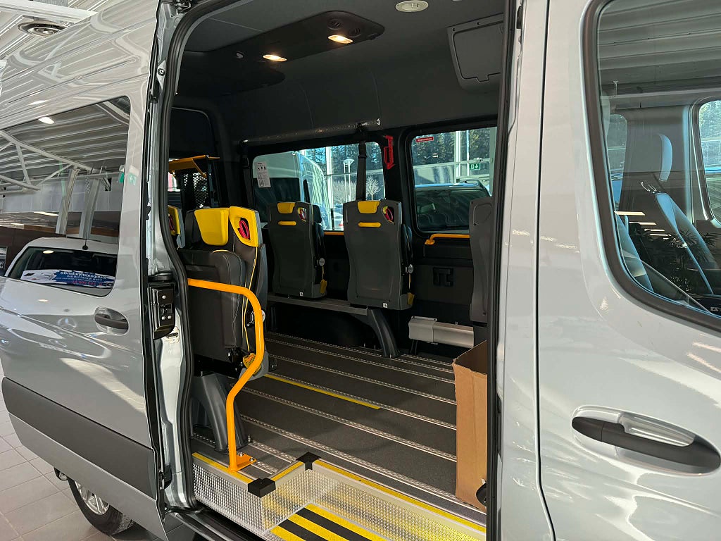 Mercedes-Benz Sprinter 2026 - miniatyr 13