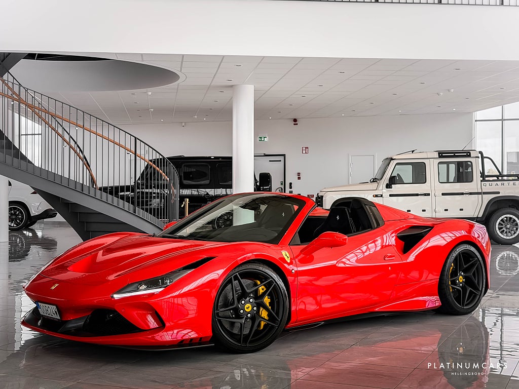 Ferrari F8 Tributo Spider 720hk 2023 / PPF / Kolfiber / SE SPEC